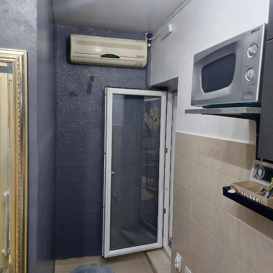 Apartman Pozoriste Penthaus บันยาลูกา ภายนอก รูปภาพ