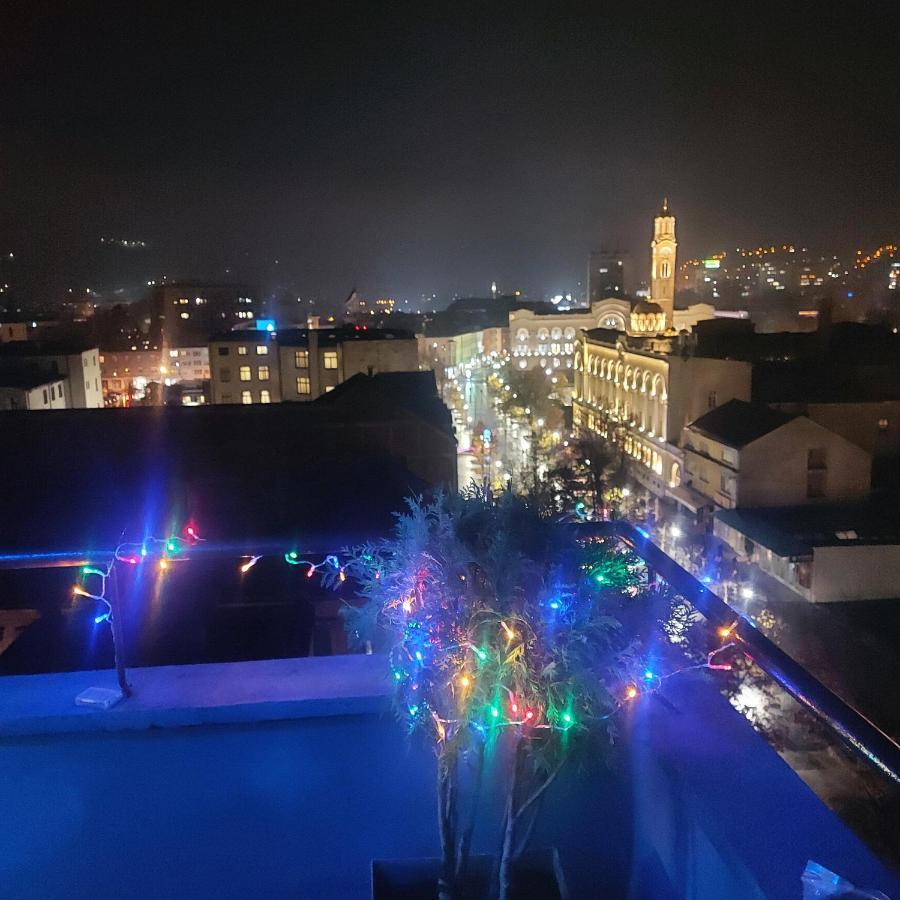Apartman Pozoriste Penthaus บันยาลูกา ภายนอก รูปภาพ